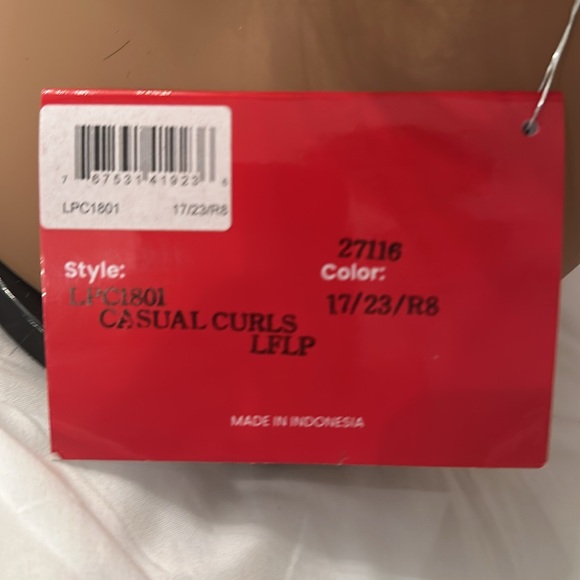 Tressallure Casual Curls Brand-New ,Lace Front, Mono part. 17/23/ R8 - Picture 5 of 7